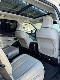 Jeep Grand Cherokee L Overland 2022 - miniatura 10