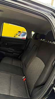 Mitsubishi Motors Outlander Sport SE 2021 - miniatura 7
