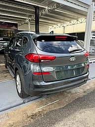 Hyundai Tucson SE 2019 - miniatura 4
