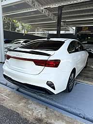 Kia Forte LXS 2023 - miniatura 5