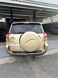 Toyota RAV4 2010 - miniatura 6