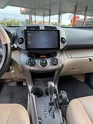 Toyota RAV4 2010 - miniatura 10