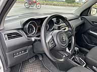 Suzuki Swift 2019 - miniatura 4