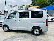 Toyota Town-Ace 2021 - miniatura 4