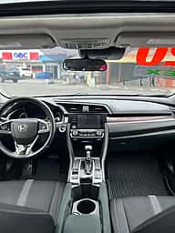 Honda Civic EX Turbo 2020 - miniatura 8