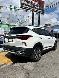Kia Seltos SX-T 2023 - miniatura 9