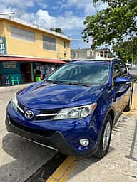 Toyota RAV4 XLE 2015 - miniatura 3