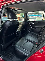 Toyota RAV4 XLE 2023 - miniatura 6