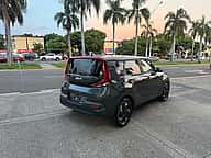 Kia Soul S 2022 - miniatura 9