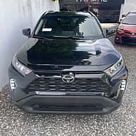 Toyota RAV4 LE 2021 - miniatura 2