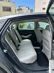 Honda Accord EX 2023 - miniatura 10
