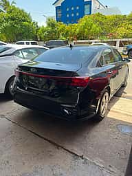 Kia Forte FE, LXS 2021 - miniatura 4