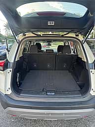 Nissan Rogue SV 2023 - miniatura 11