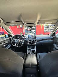 Nissan Sentra SV 2020 - miniatura 6