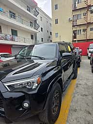 Toyota 4 Runner SR5 2021 - miniatura 1