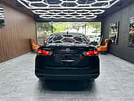 Nissan Versa SV 2020 - miniatura 5