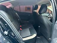 Nissan Versa SV 2020 - miniatura 9