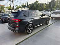 BMW X5 sDrive40i 2022 - miniatura 9