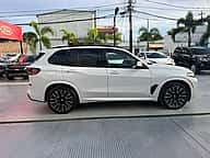 BMW X5 xDrive40i 2024 - miniatura 7