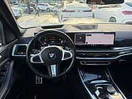 BMW X5 xDrive40i 2024 - miniatura 11