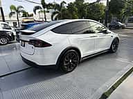 Tesla Model X PLAID 2022 - miniatura 8