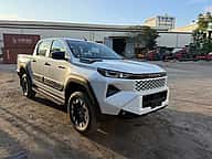 Toyota Hilux Limited 2027 - miniatura 4