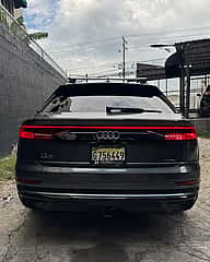Audi Q8 Premium Plus S-Line 2019 - miniatura 5