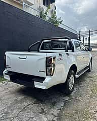 Isuzu DMAX 2026 - miniatura 4