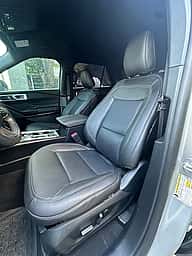 Ford Explorer XLT 2020 - miniatura 10