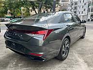 Hyundai Avante Luxury 2021 - miniatura 4