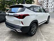 Kia Seltos S Turbo 2022 - miniatura 4
