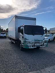 Isuzu Camion Furgon 2017 - miniatura 1