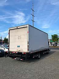 Isuzu Camion Furgon 2017 - miniatura 3