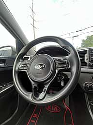 Kia Sportage EX 2017 - miniatura 9