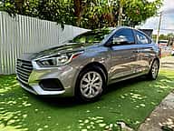 Hyundai Accent SE 2021 - miniatura 2