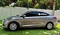 Hyundai Accent SE 2021 - miniatura 10