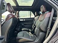Ford Explorer Platinum 2020 - miniatura 8