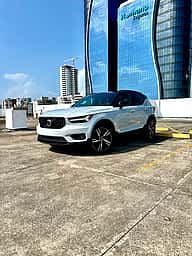 Volvo XC40 T5 R-DESING 2020 - miniatura 1