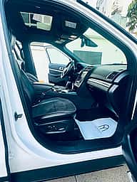 Ford Explorer Sport 2018 - miniatura 7