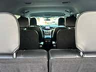 Ford Explorer XLT 2023 - miniatura 9