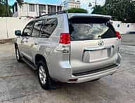 Toyota Land Cruiser Prado TXL 2012 - miniatura 3