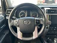 Toyota 4 Runner Limited 2023 - miniatura 8