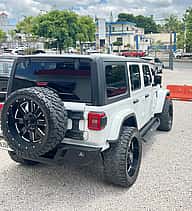 Jeep Wrangler Sahara Unlimited 2018 - miniatura 5