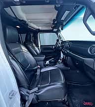 Jeep Wrangler Sahara Unlimited 2018 - miniatura 11