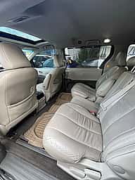 Toyota Sienna XLE 2011 - miniatura 6