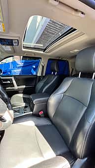 Toyota 4Runner Limited 2021 - miniatura 6