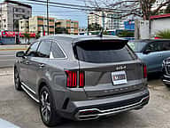Kia Sorento Luxury 2023 - miniatura 3