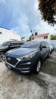 Hyundai Tucson SE 2019 - miniatura 1