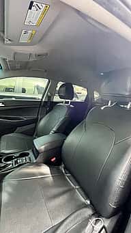 Hyundai Tucson SE 2019 - miniatura 4