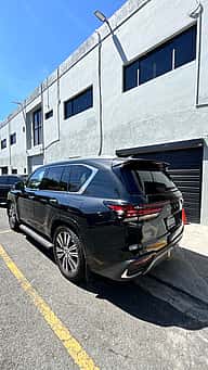 Lexus LX 600 Luxury 2023 - miniatura 4